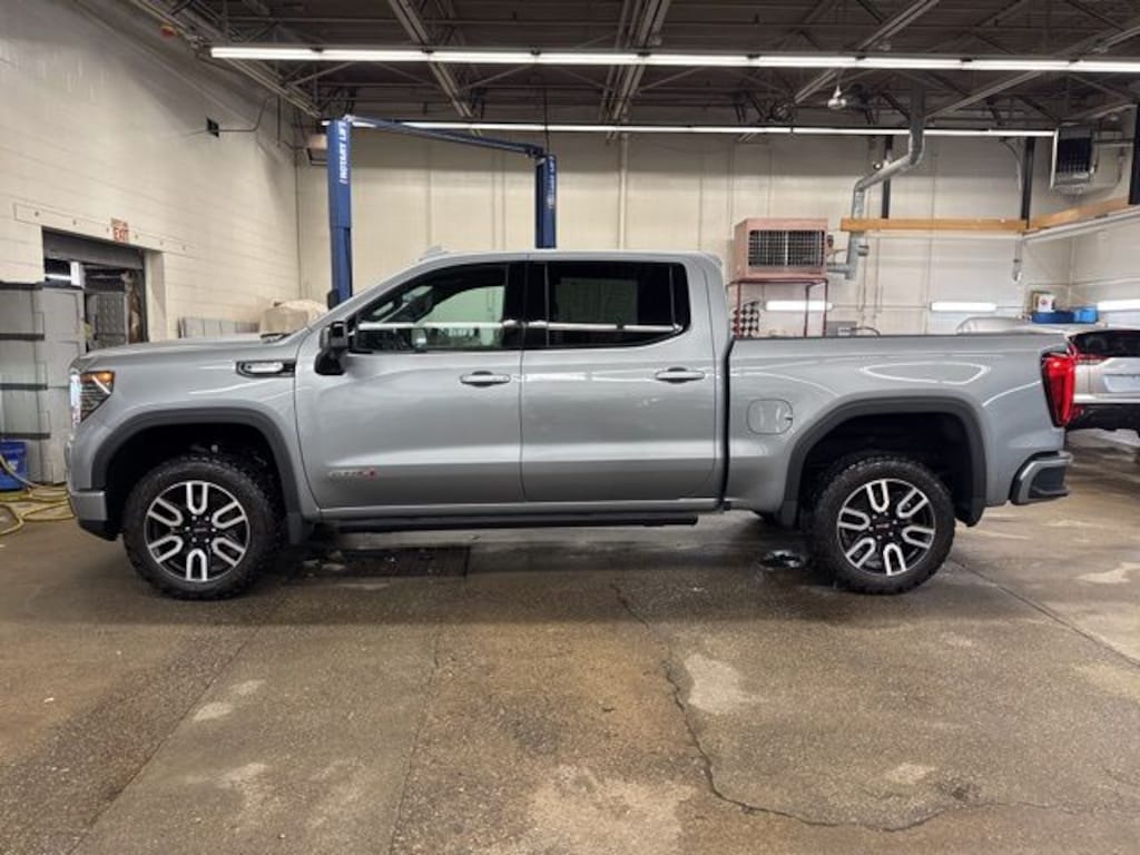 Used 2024 GMC Sierra 1500 AT4 Truck