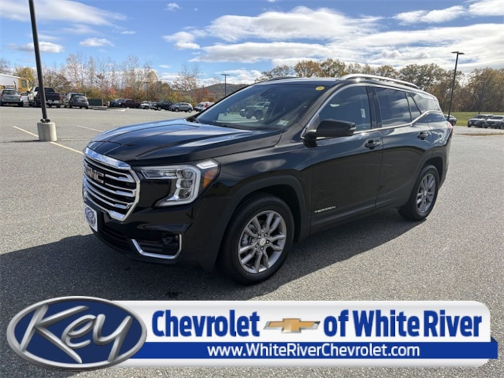 Used 2023 GMC Terrain SLT SUV