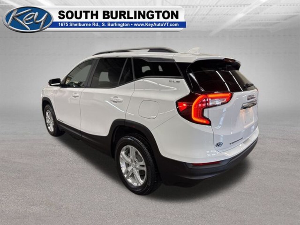 Used 2023 GMC Terrain SLE SUV