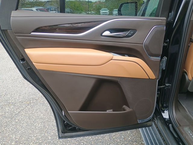 2023 Cadillac Escalade Sport - Photo 19