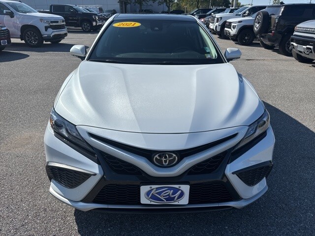 2021 Toyota Camry XSE photo 2