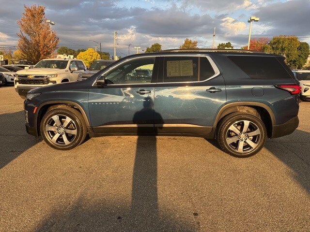 2023 Chevrolet Traverse Leather photo 3