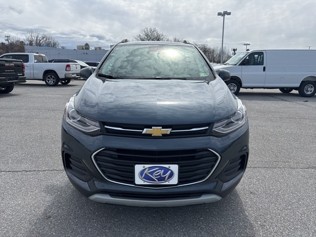 Used 2022 Chevrolet Trax LT with VIN KL7CJPSM7NB541929 for sale in Burlington, VT