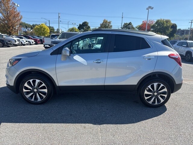 2022 Buick Encore Preferred photo 3