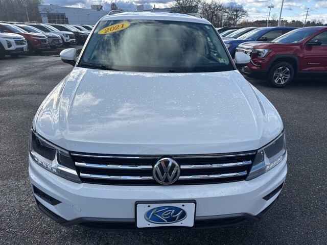 2021 Volkswagen Tiguan S photo 2