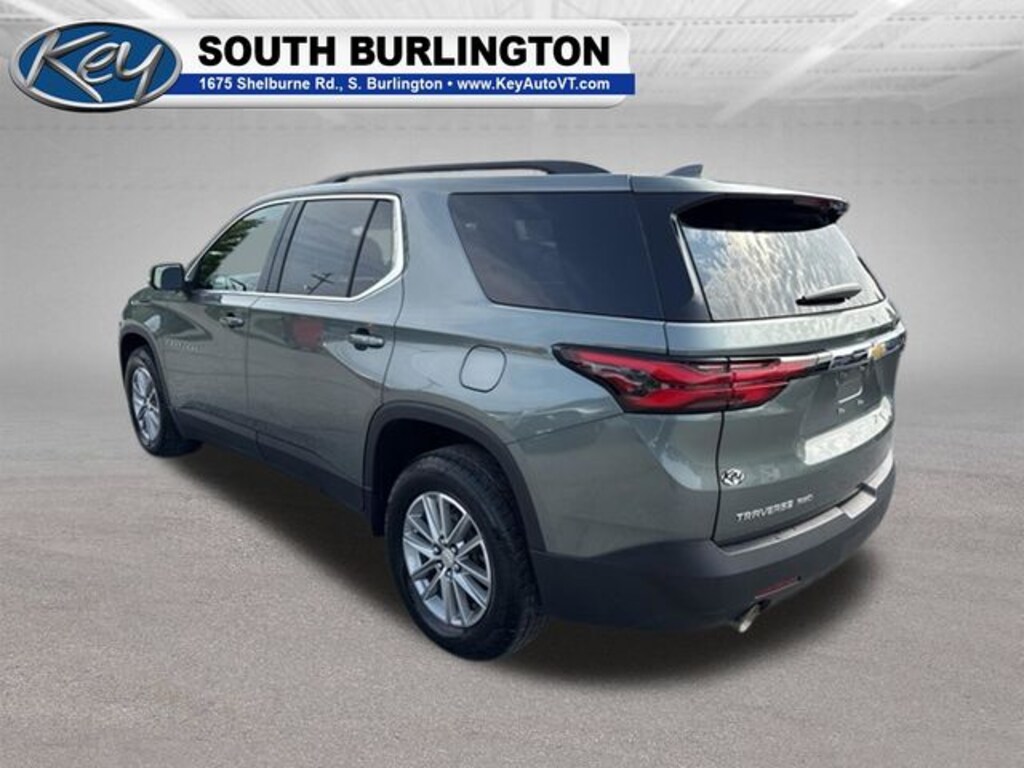 Used 2023 Chevrolet Traverse LT SUV