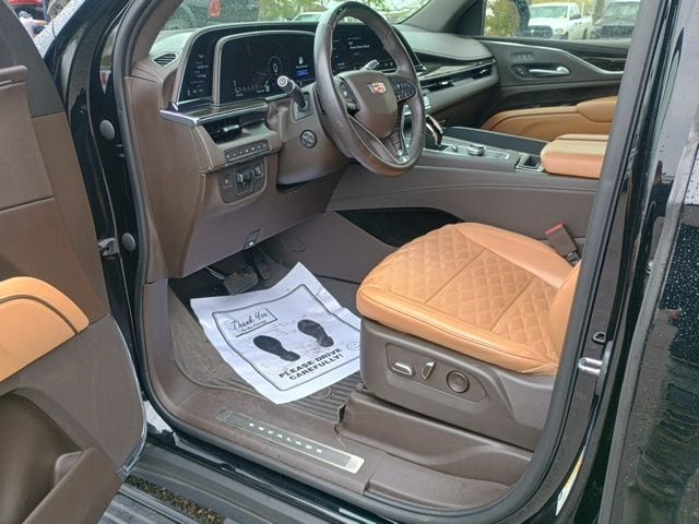 2023 Cadillac Escalade Sport - Photo 24