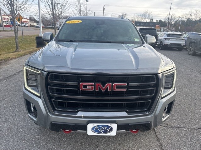 2024 Gmc Yukon AT4 photo 2