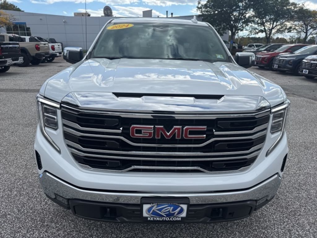 Used 2024 GMC Sierra 1500 SLT Truck