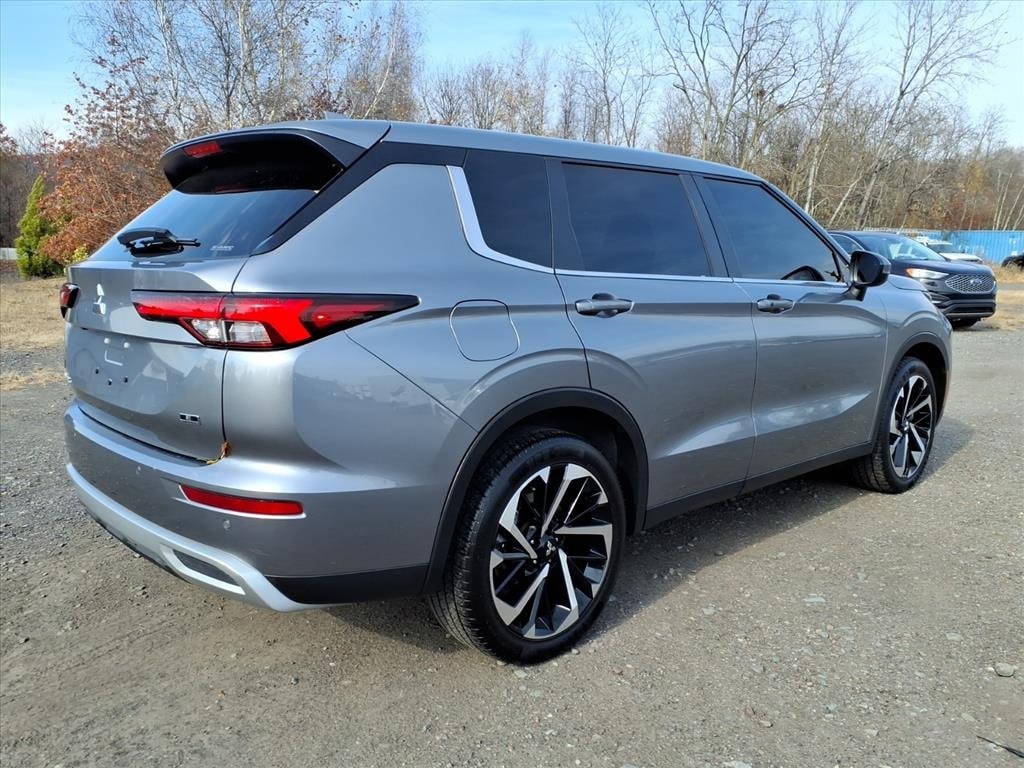 Certified 2023 Mitsubishi Outlander SE SUV