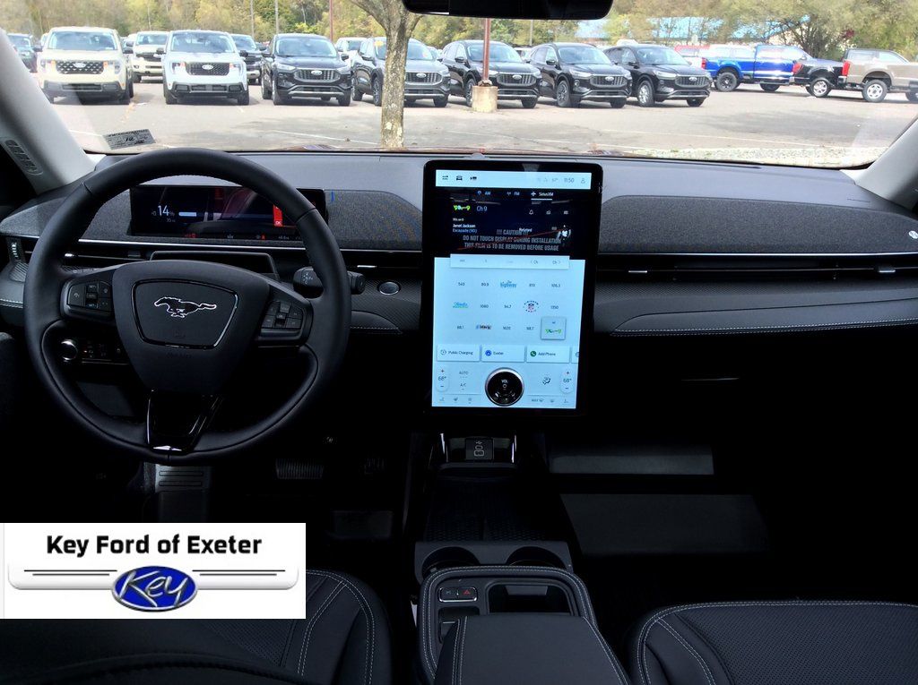 2025 Ford Mustang Mach-E GT - Photo 25