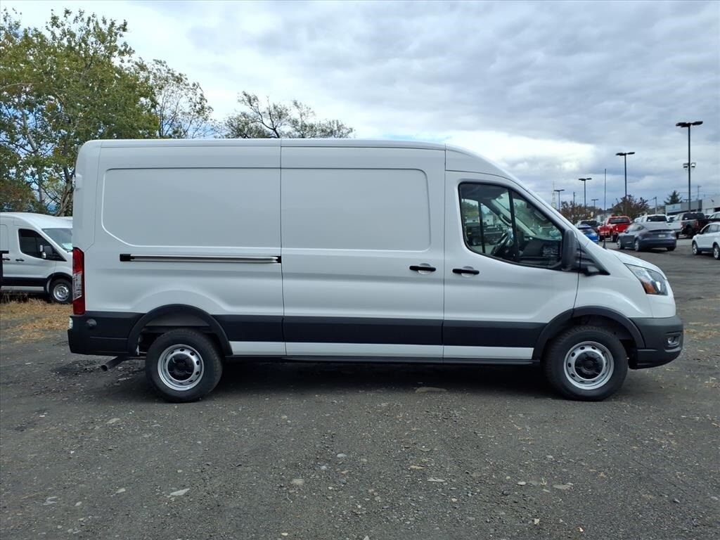 2025 Ford Transit photo 2