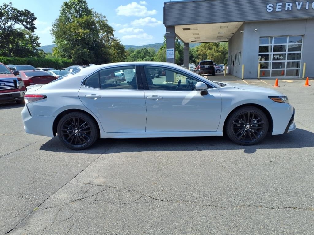 2024 Toyota Camry XSE photo 2