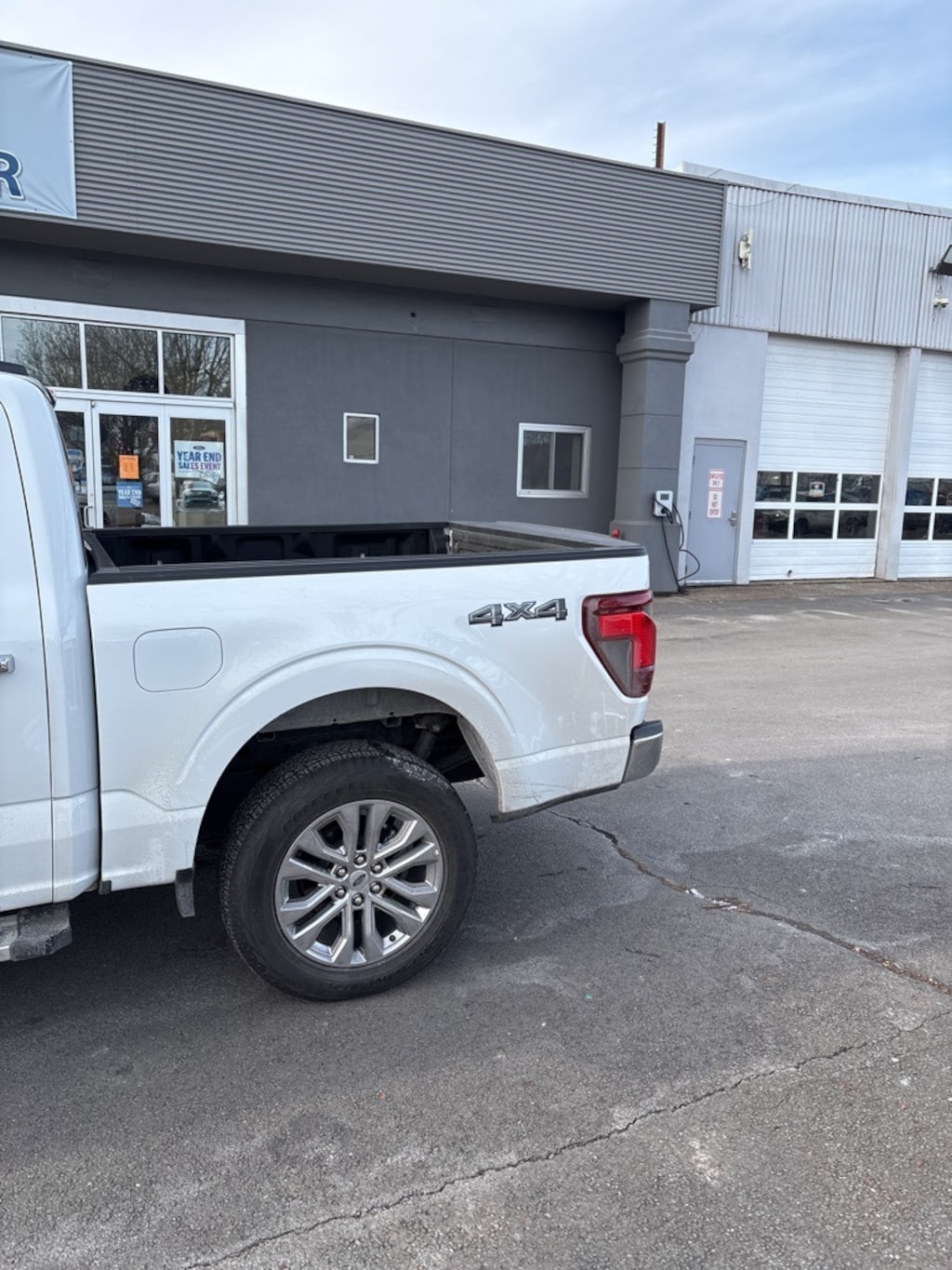 Used 2024 Ford F-150 XLT Truck