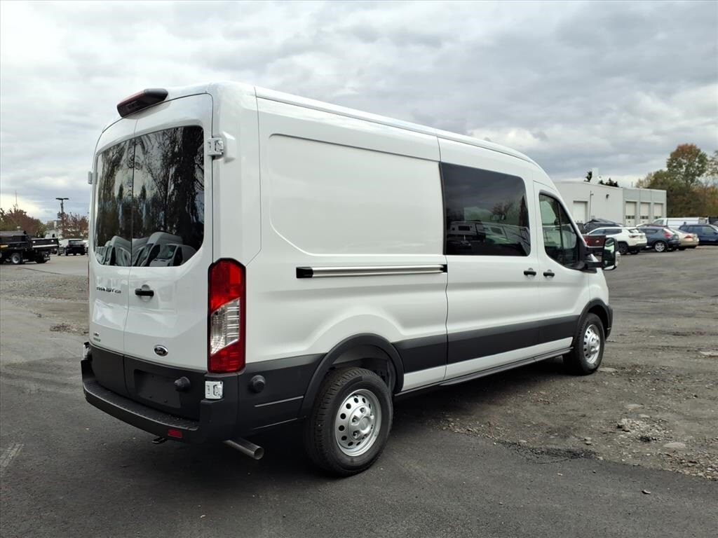 2025 Ford Transit photo 3