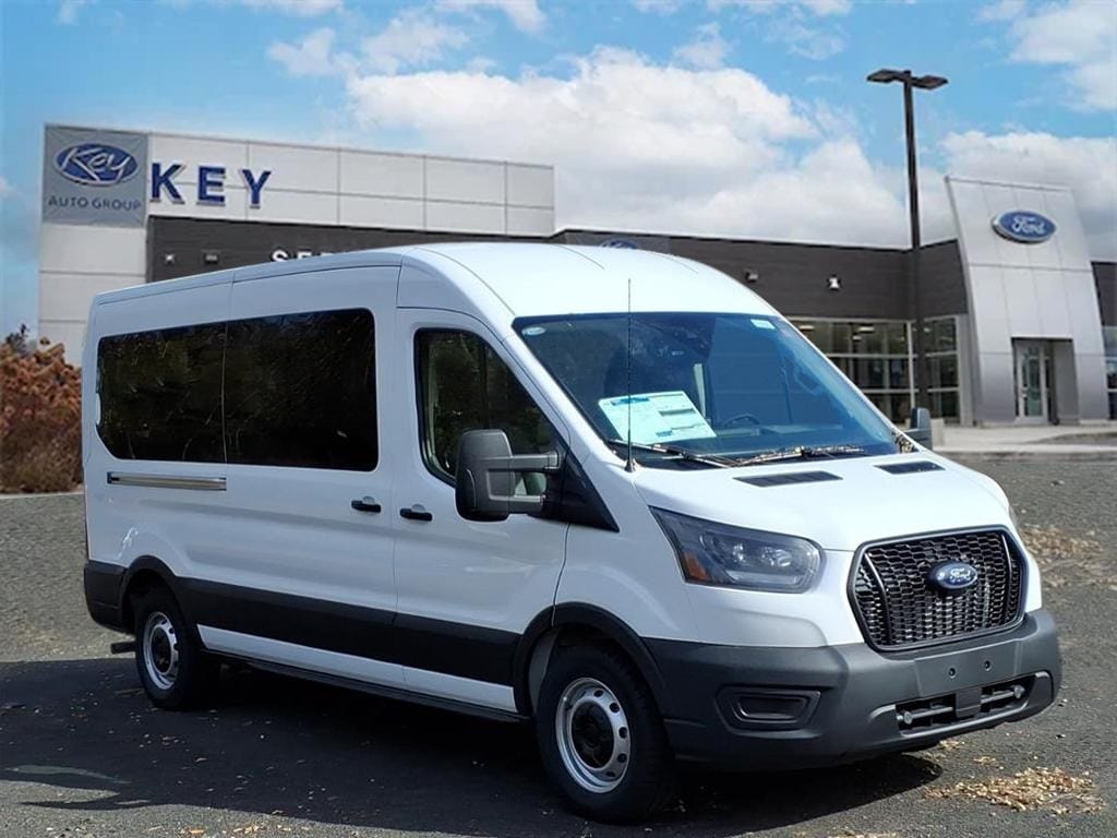 2025 Ford Transit Passenger Van XL's photo