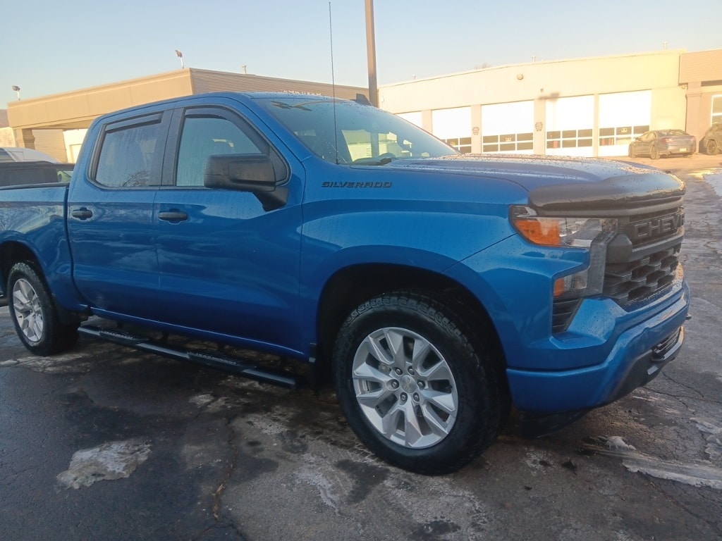 2022 Chevrolet Silverado 1500 Custom's photo