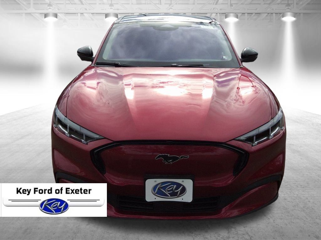 2025 Ford Mustang Mach-E GT - Photo 14