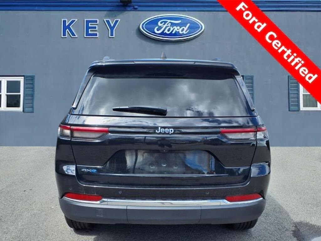 2024 Jeep Cherokee 4xe Base photo 4