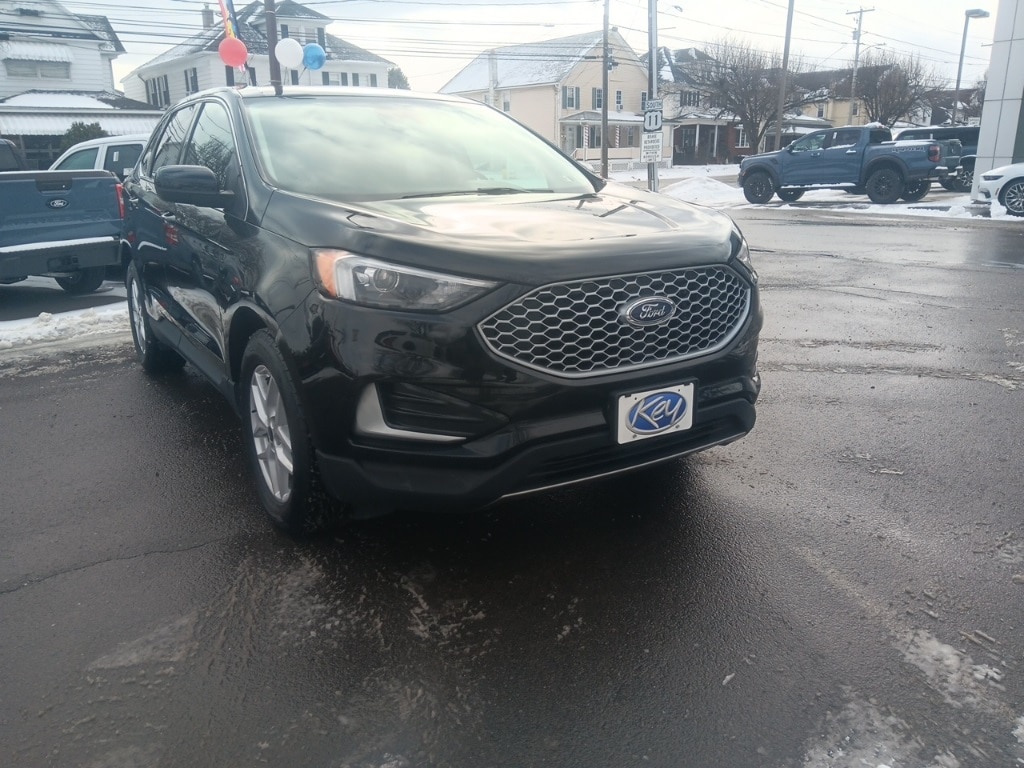 Used 2023 Ford Edge SEL SUV