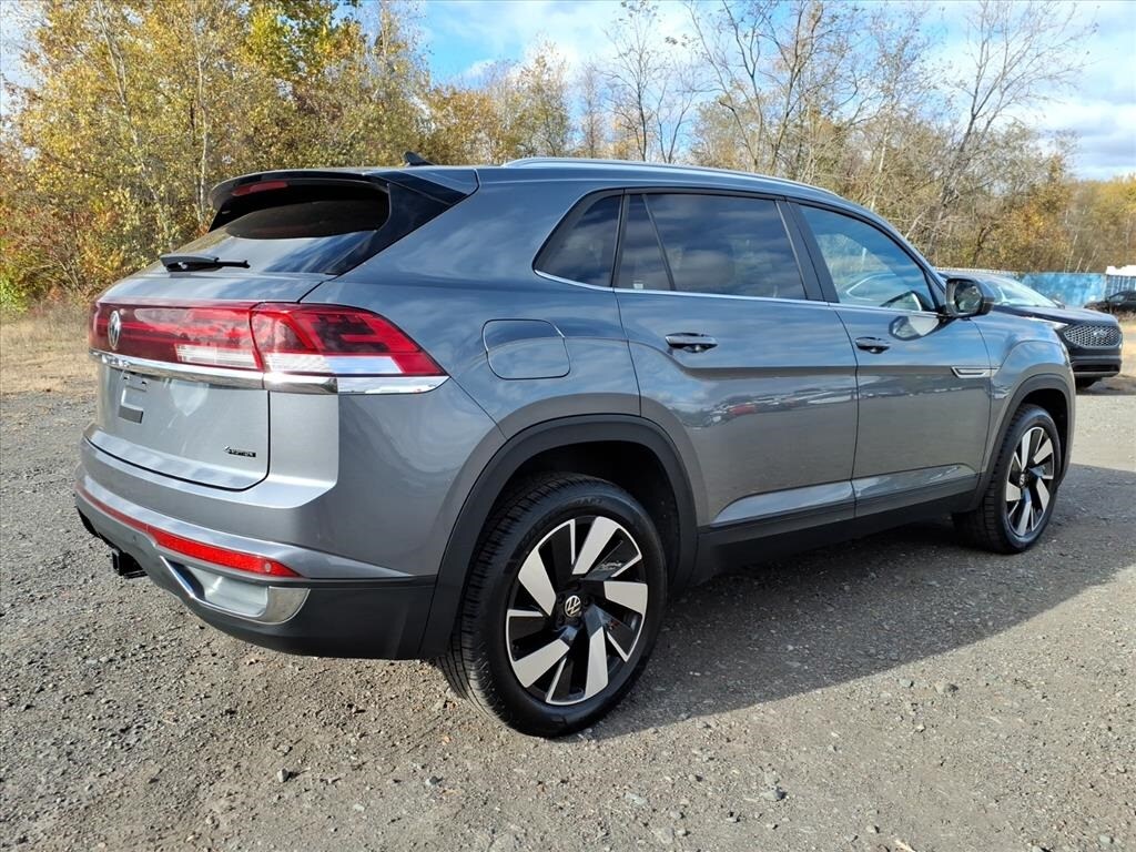 Certified 2024 Volkswagen Atlas Cross Sport 2.0T SE w/Technology SUV