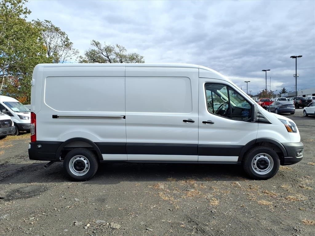 2025 Ford Transit photo 2
