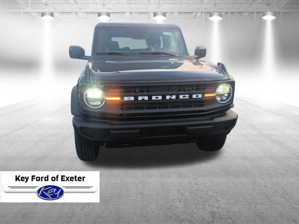 New 2025 Ford Bronco Base SUV