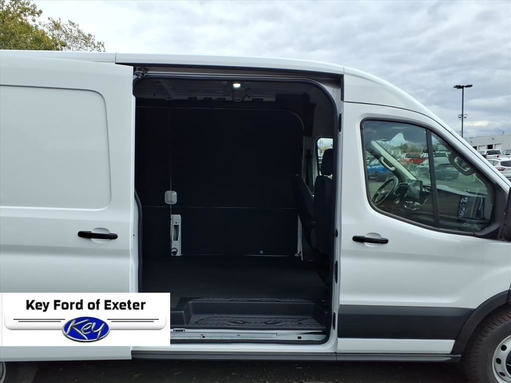 2025 Ford Transit Van Base - Photo 16