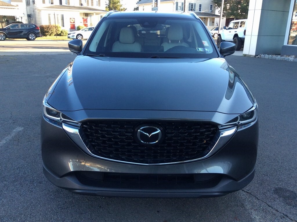 2022 Mazda CX-5 2.5 S Preferred photo 2