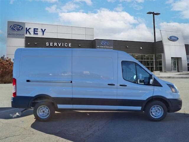 2025 Ford Transit photo 2