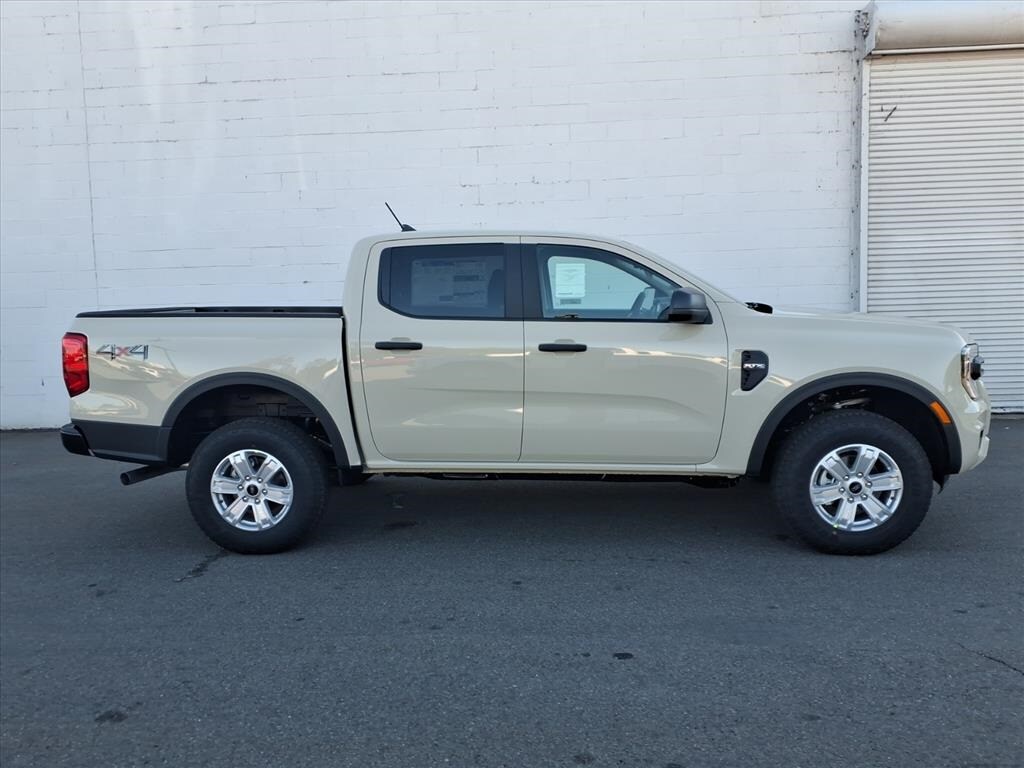 2025 Ford Ranger XL photo 2