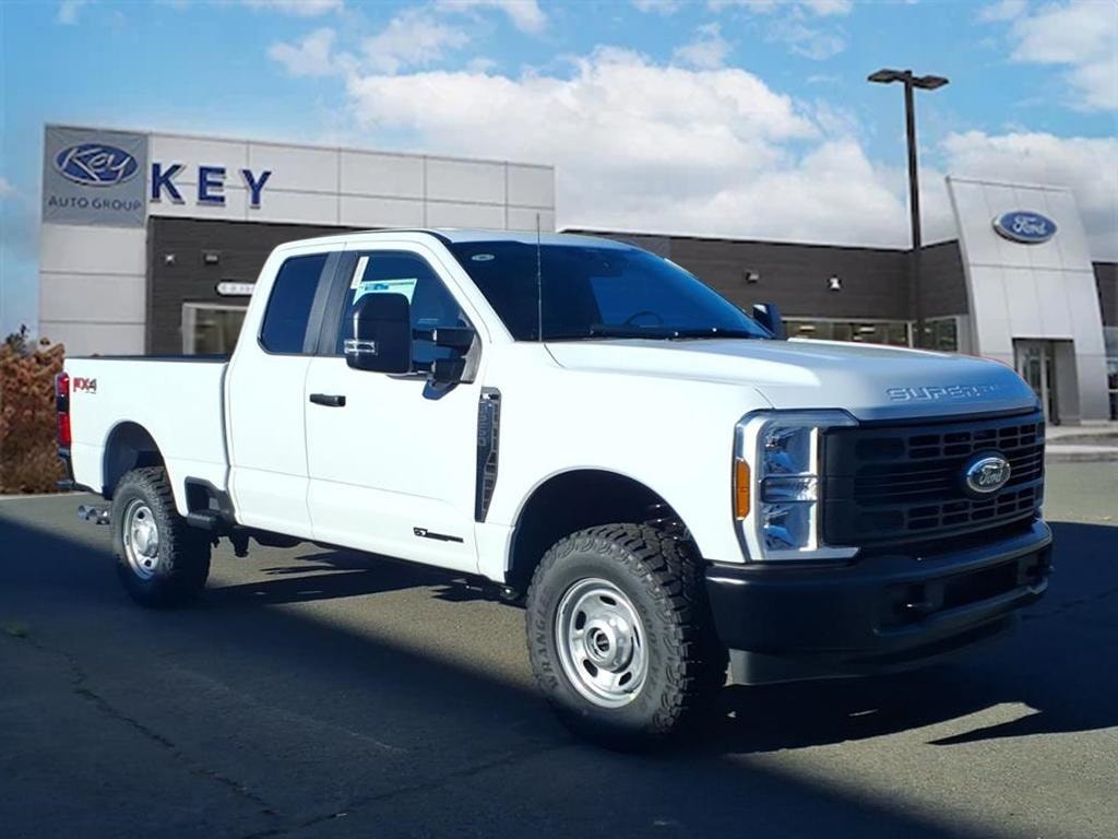 2026 Ford F-250 Super Duty XL's photo