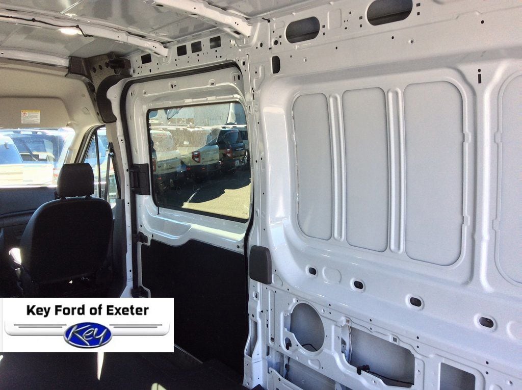 2025 Ford Transit Van Base - Photo 25