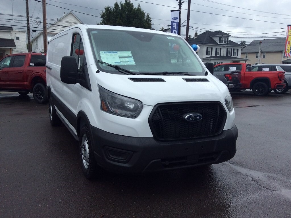 2025 Ford Transit photo 2