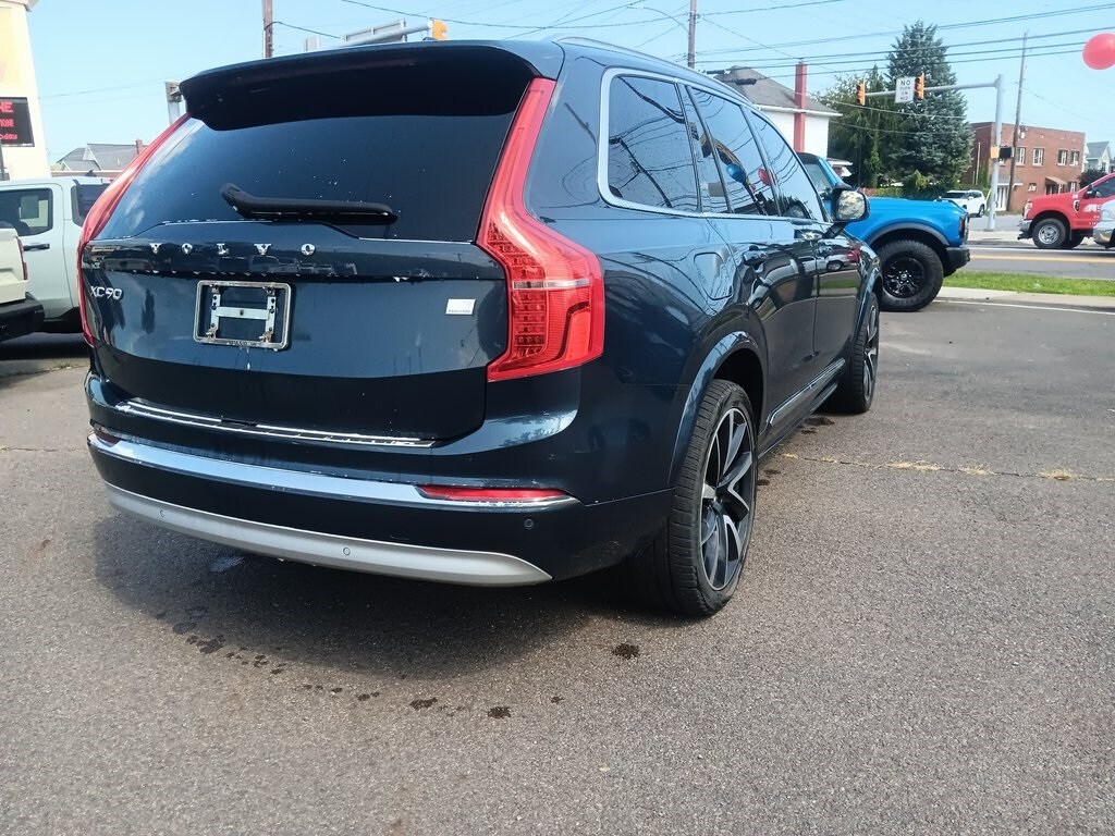 2022 Volvo XC90 Recharge T8 Inscription Expression photo 3