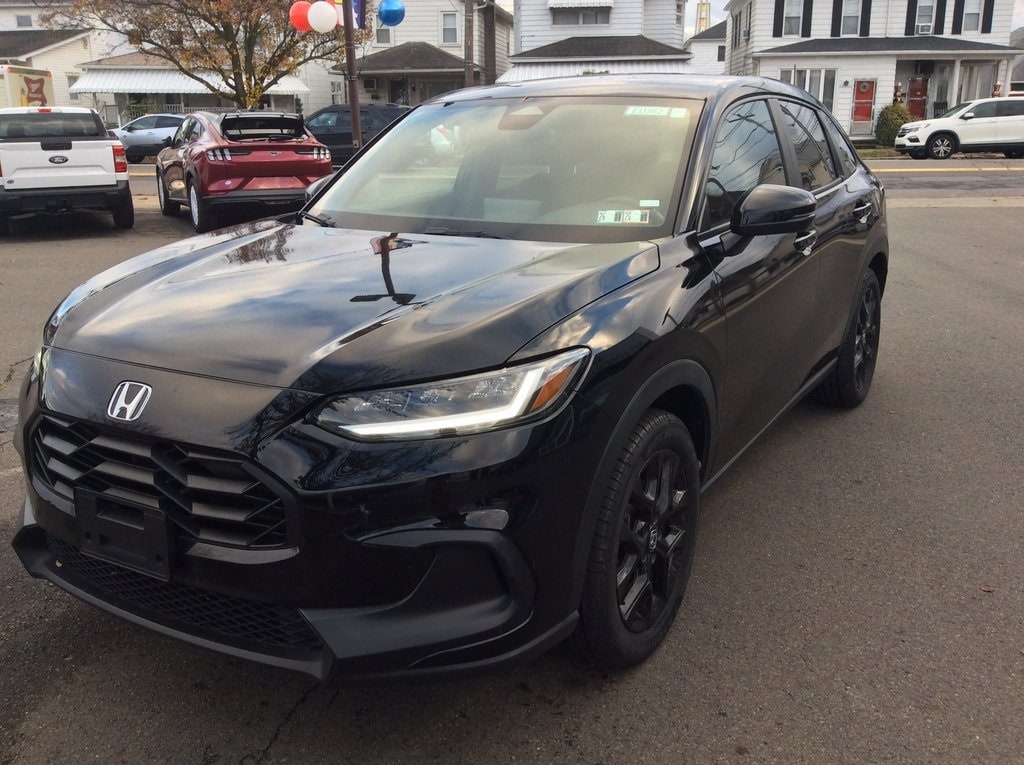 Used 2023 Honda HR-V Sport SUV