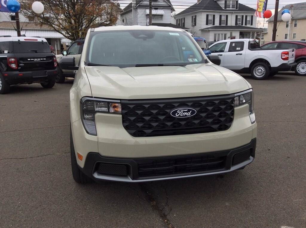 New 2025 Ford Maverick XLT Truck