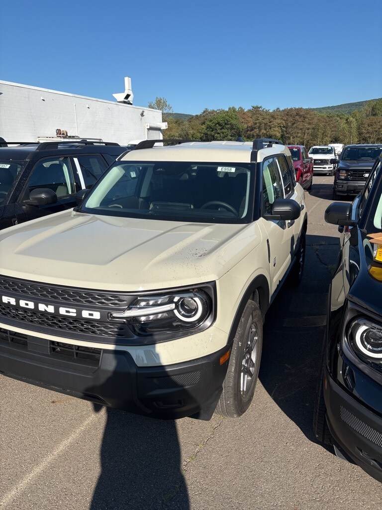 2025 Ford Bronco Sport Big Bend photo 2