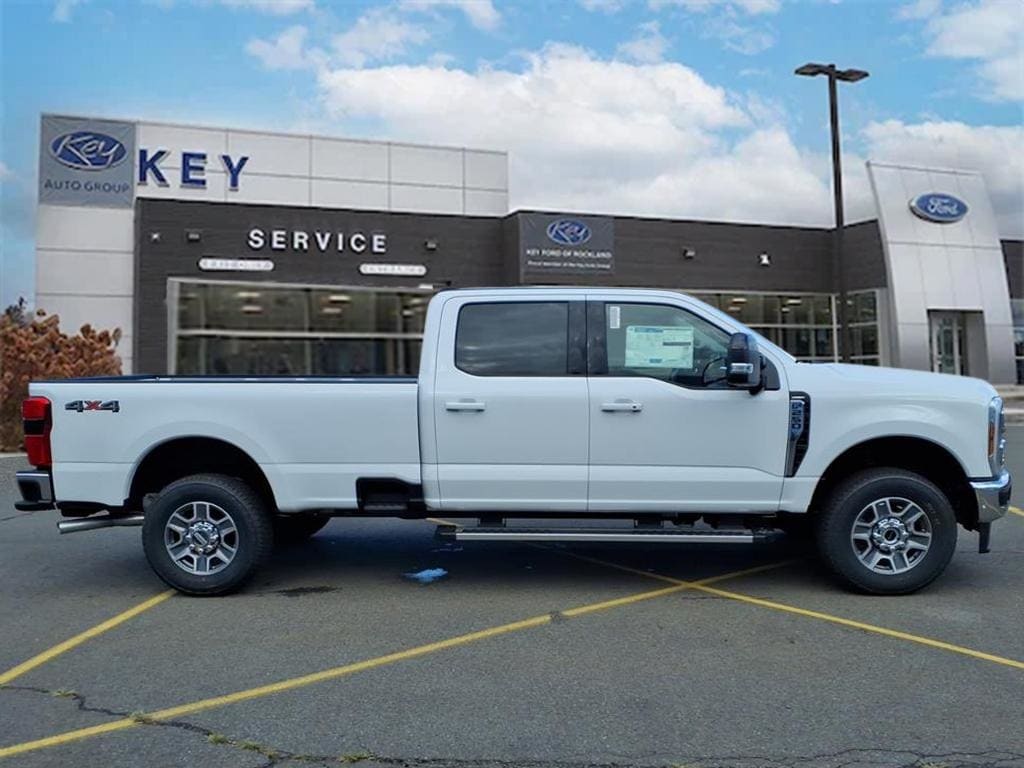 New 2026 Ford F-250SD Lariat Truck