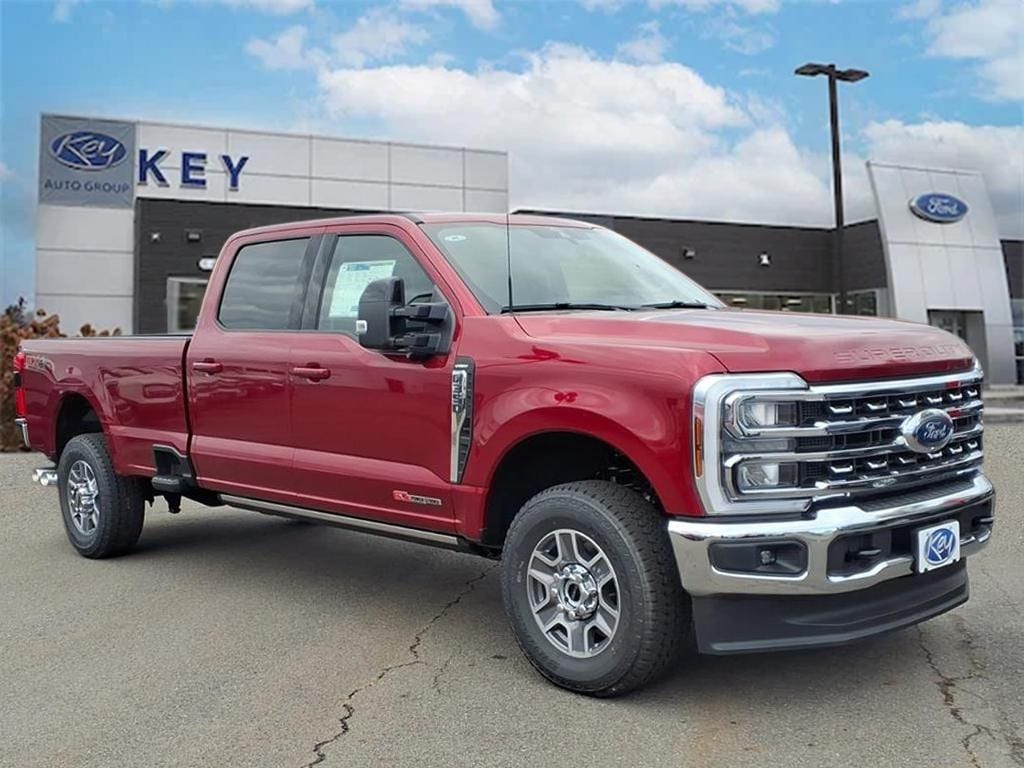 2026 Ford F-350 Super Duty Lariat's photo