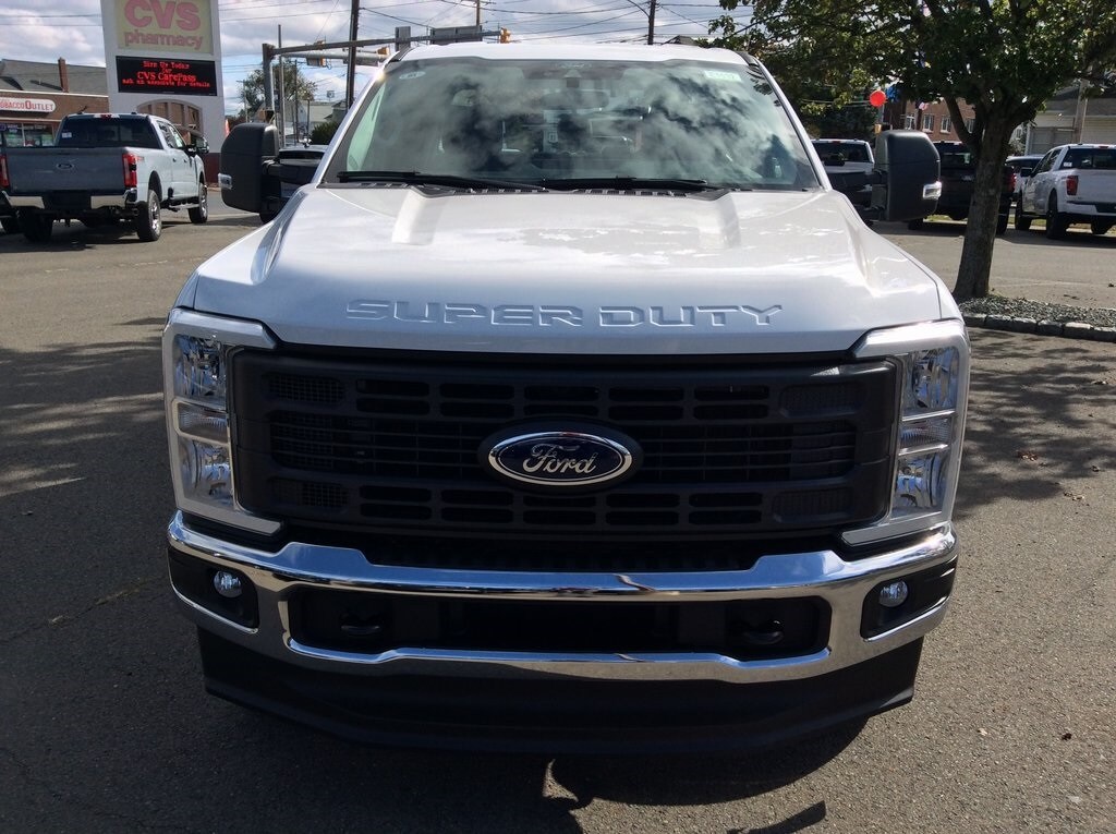 2026 Ford F-250 photo 4