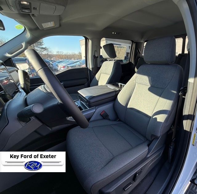 2025 Ford F-150 XLT - Photo 22