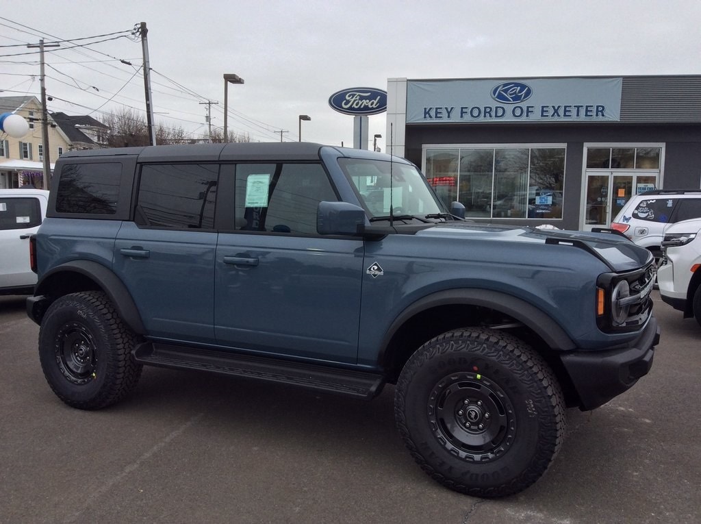 New 2025 Ford Bronco Outer Banks SUV