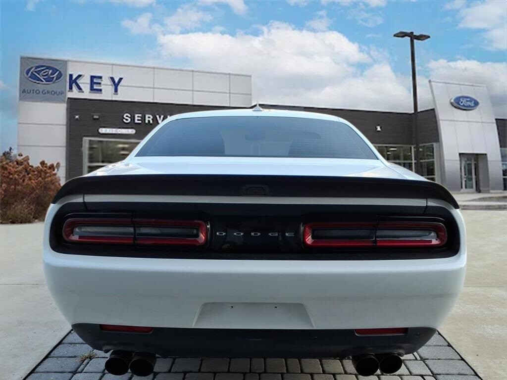 2022 Dodge Challenger R/T Scat Pack Widebody photo 4