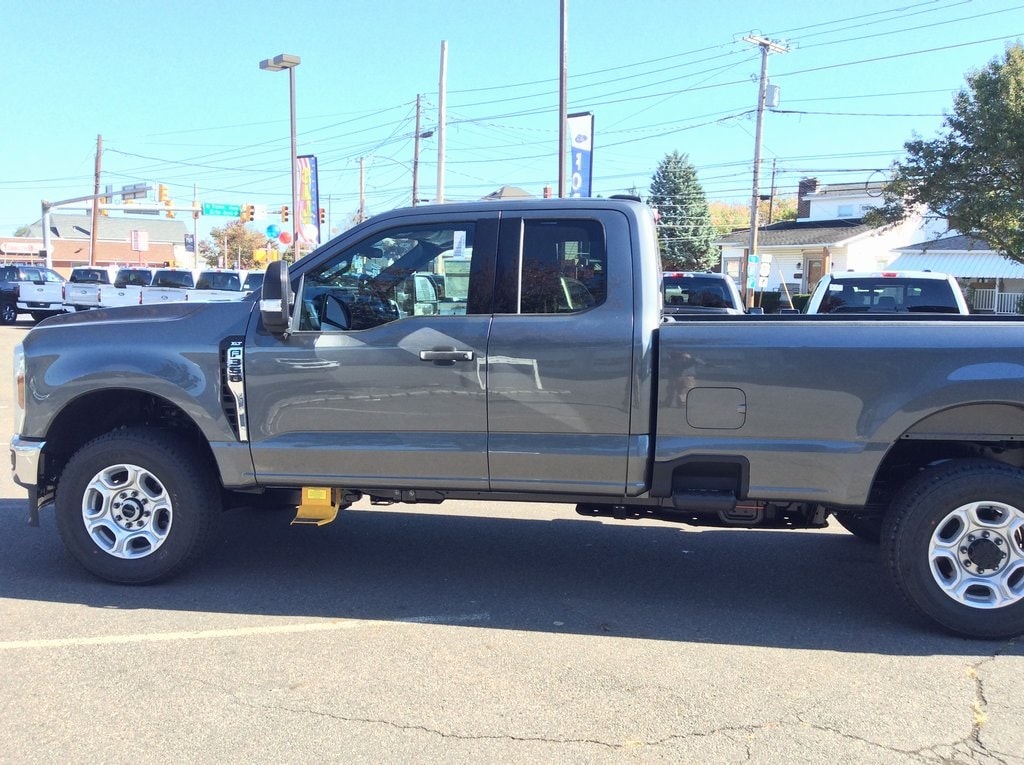 New 2026 Ford F-350SD XLT Truck