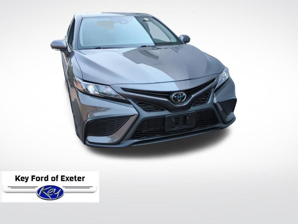 Used 2023 Toyota Camry SE Sedan