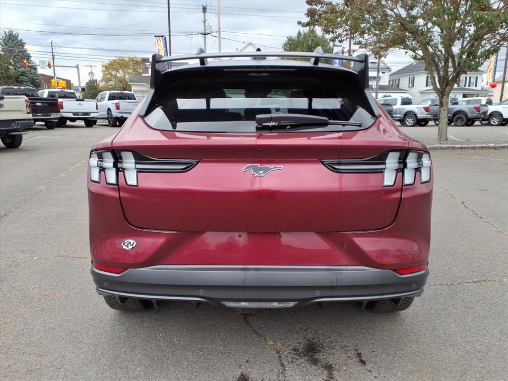 2025 Ford Mustang Mach-E GT photo 4