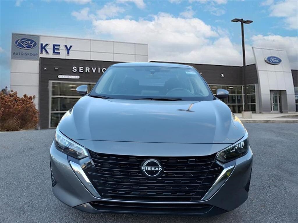 2024 Nissan Sentra SV photo 4