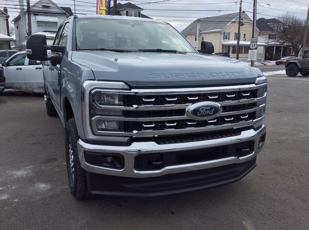 New 2026 Ford F-350SD Lariat Truck