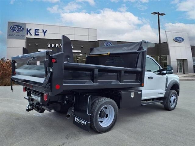 2024 Ford F-550 photo 3